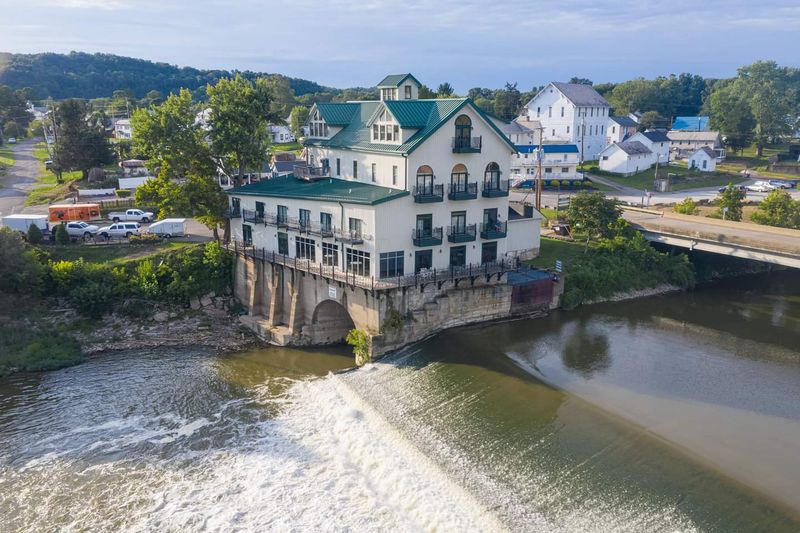 A Building That Has Powered Itself for Over a Century A Building That Has Powered Itself for Over a Century