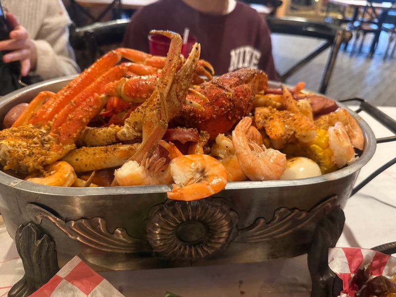 A Cajun-Style Boil House With Small-Town Roots A Cajun-Style Boil House With Small-Town Roots