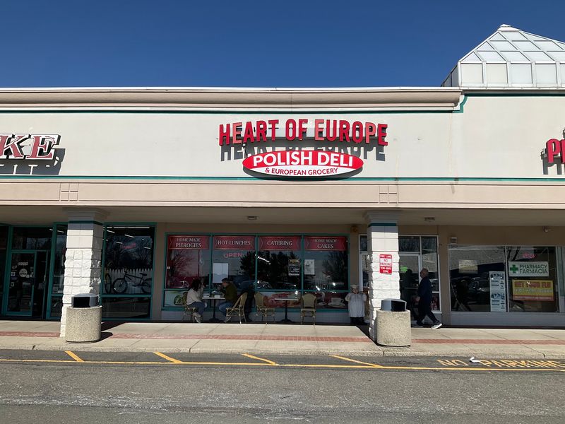 A Clean Storefront That Locals Notice A Clean Storefront That Locals Notice