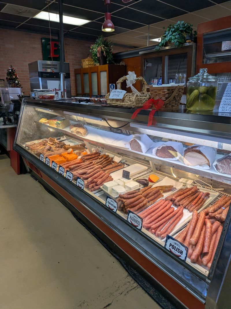 A Corner Deli With Deep Roots