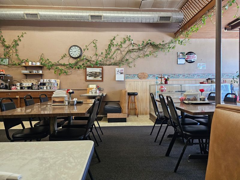 A Dining Room That Feels Like Somebody's Kitchen