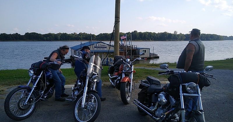 A Drive Through Scenic Southern Illinois That Is Half the Fun