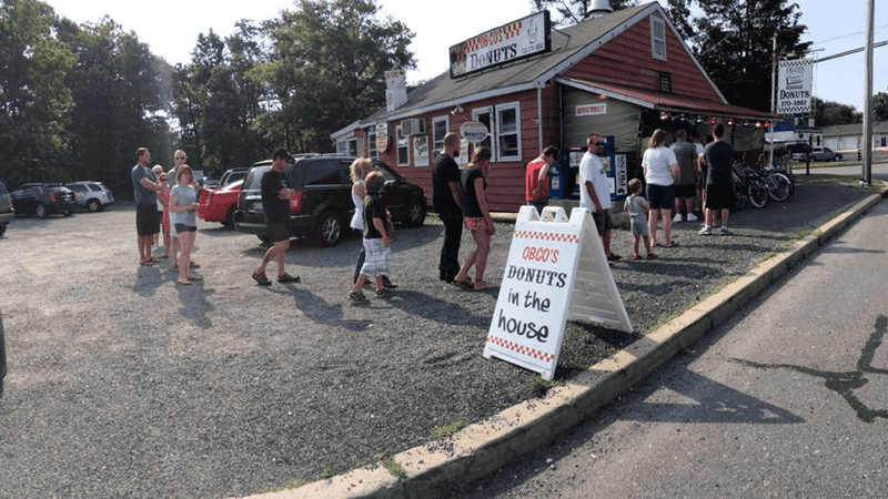 A Fischer Boulevard Donut Stop With A Loyal Following A Fischer Boulevard Donut Stop With A Loyal Following