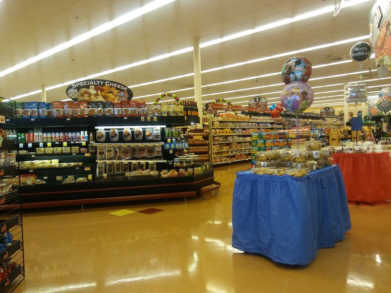 A Floral Department Ready for Big Moments A Floral Department Ready for Big Moments