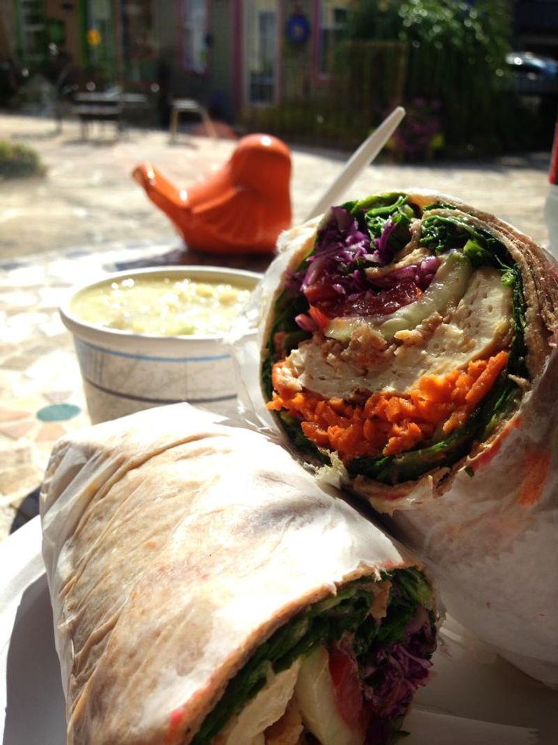 A Friendly Fit For Vegan And Non-Vegan Diners A Friendly Fit For Vegan And Non-Vegan Diners