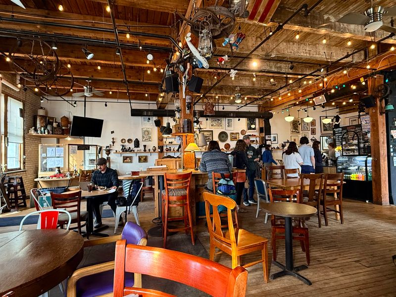 A Gallery That Also Serves Coffee