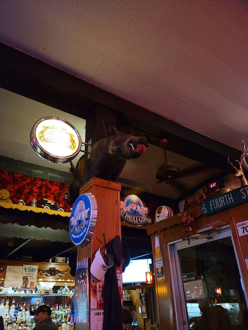 A German-Themed Interior Unlike Anything You Expect A German-Themed Interior Unlike Anything You Expect