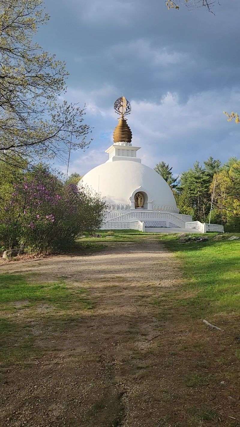 A Hidden Shrine on Cave Hill Road A Hidden Shrine on Cave Hill Road