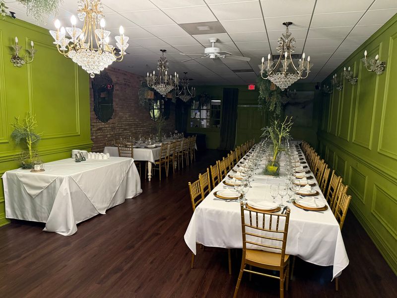 A Kitchen That Handles Special Occasions With Grace A Kitchen That Handles Special Occasions With Grace