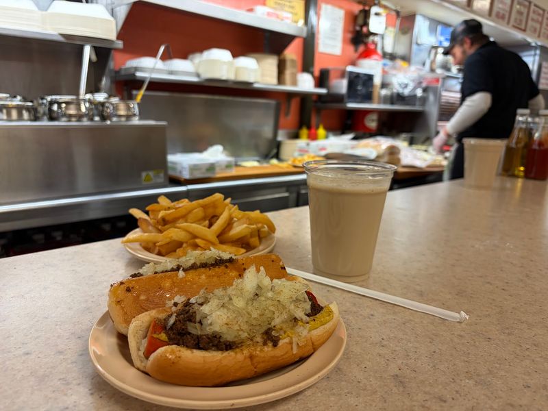 A Late-Night Haven For The West Side