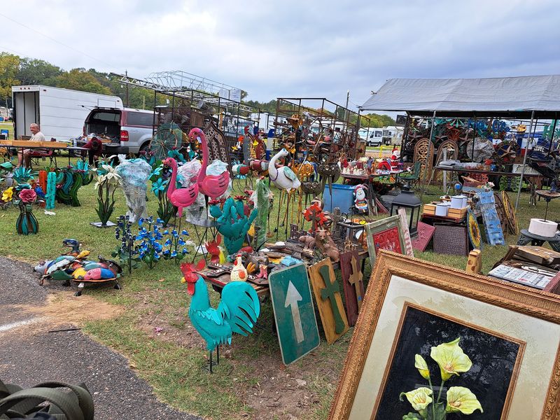 A Legendary Market in the Heart of Canton A Legendary Market in the Heart of Canton