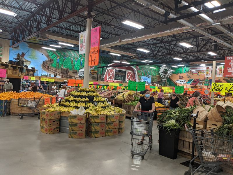 A Market That Earns Every Mile of the Drive A Market That Earns Every Mile of the Drive