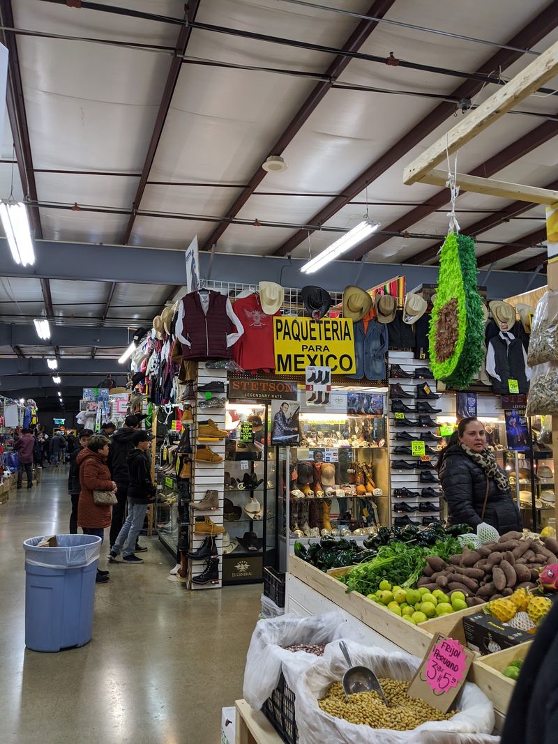 A Market with Cultural Flavor A Market with Cultural Flavor