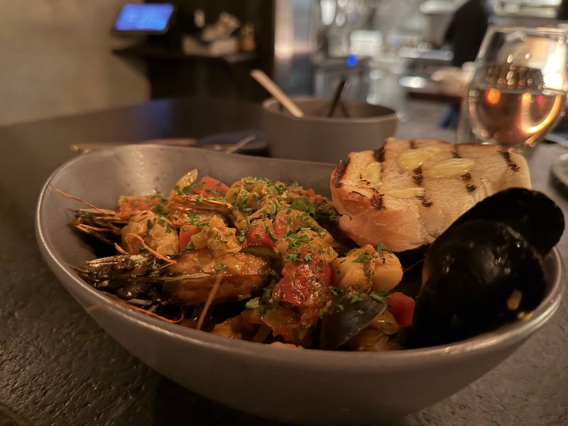 A Menu Built Around Restraint and Quality A Menu Built Around Restraint and Quality