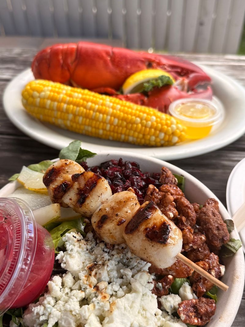 A Menu Built for Seafood Lovers and Landlubbers Alike