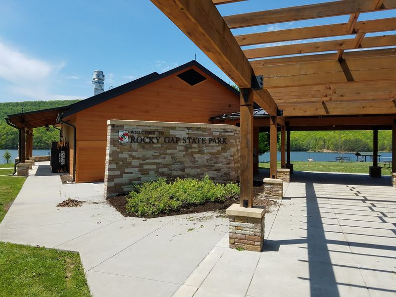 A Nature Center and Aviary for Curious Minds A Nature Center and Aviary for Curious Minds