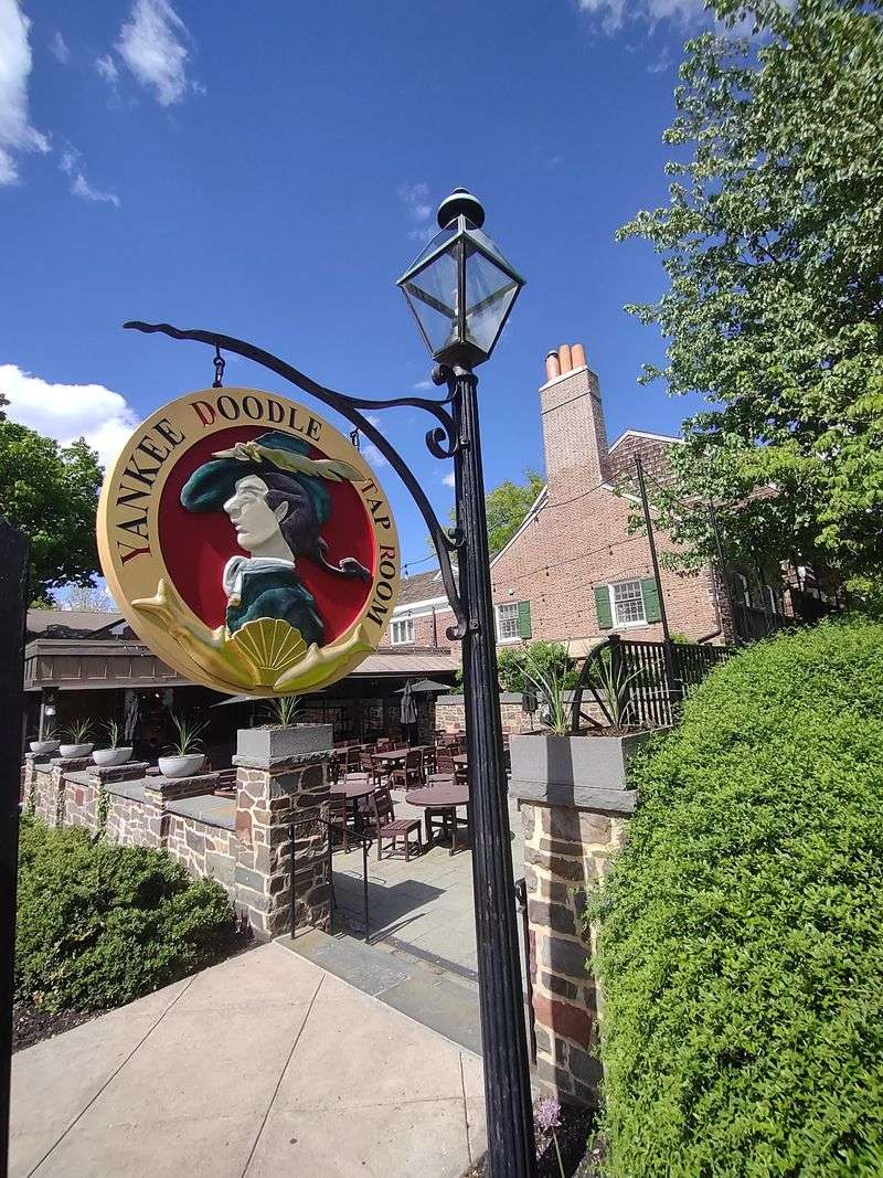 A Palmer Square Setting That Does Half The Work A Palmer Square Setting That Does Half The Work