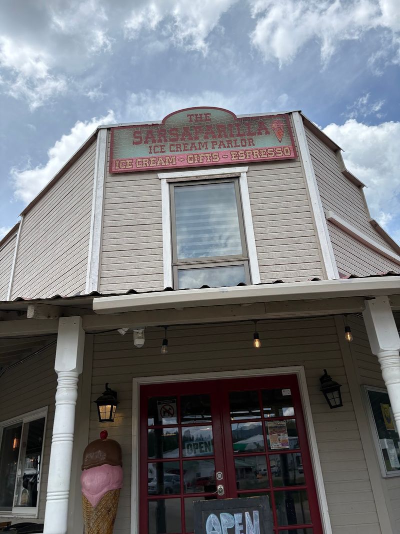 A Parlor That Refused to Quit