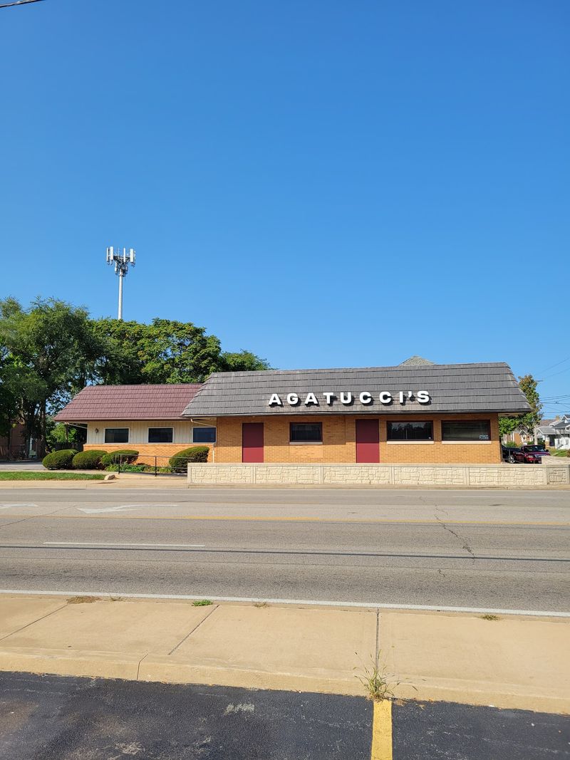 A Peoria Institution Worth the Drive A Peoria Institution Worth the Drive