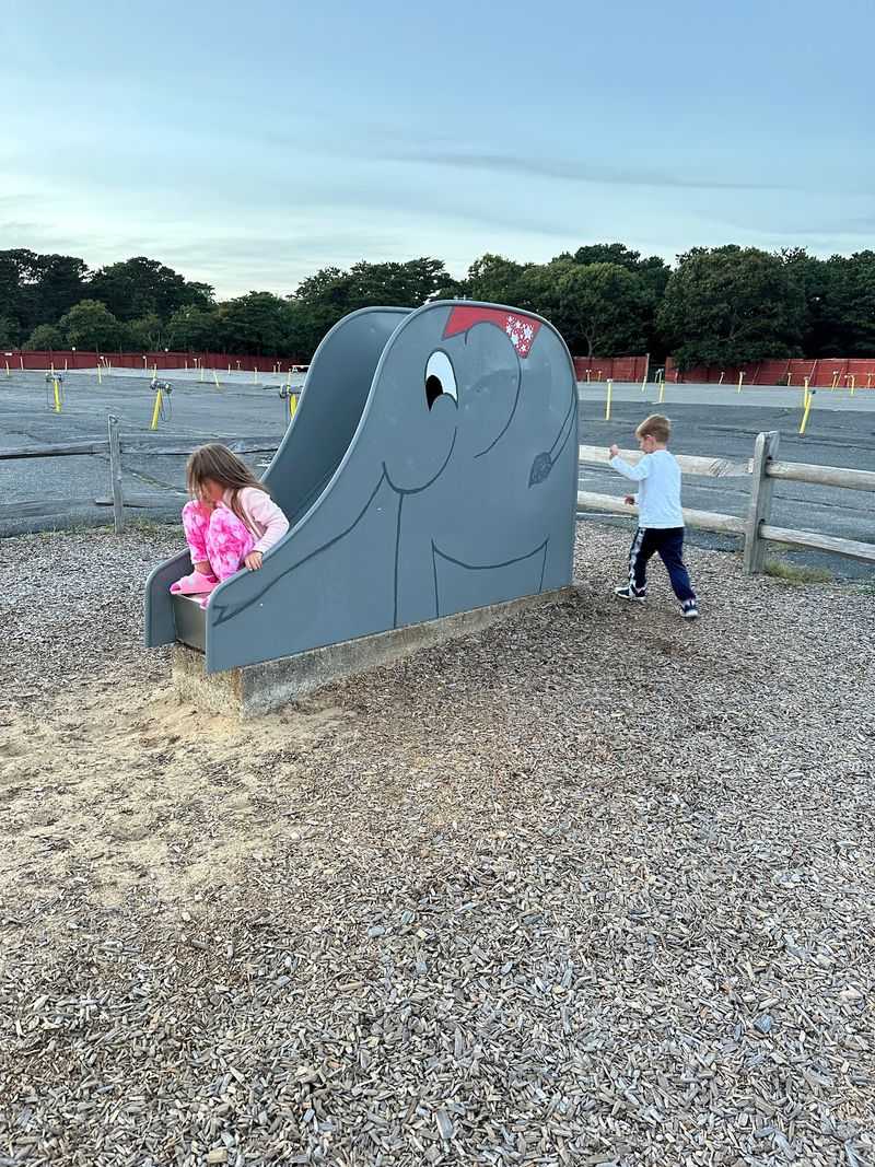 A Playground to Keep the Kids Busy A Playground to Keep the Kids Busy