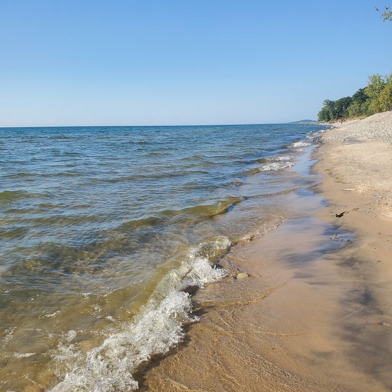 A Quiet Lakeside Address Worth the Drive A Quiet Lakeside Address Worth the Drive