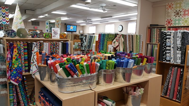 A Quilting Bee - Mahomet A Quilting Bee - Mahomet