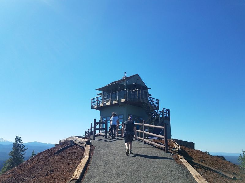 A Ranger's History Lesson at the Fire Lookout A Ranger's History Lesson at the Fire Lookout