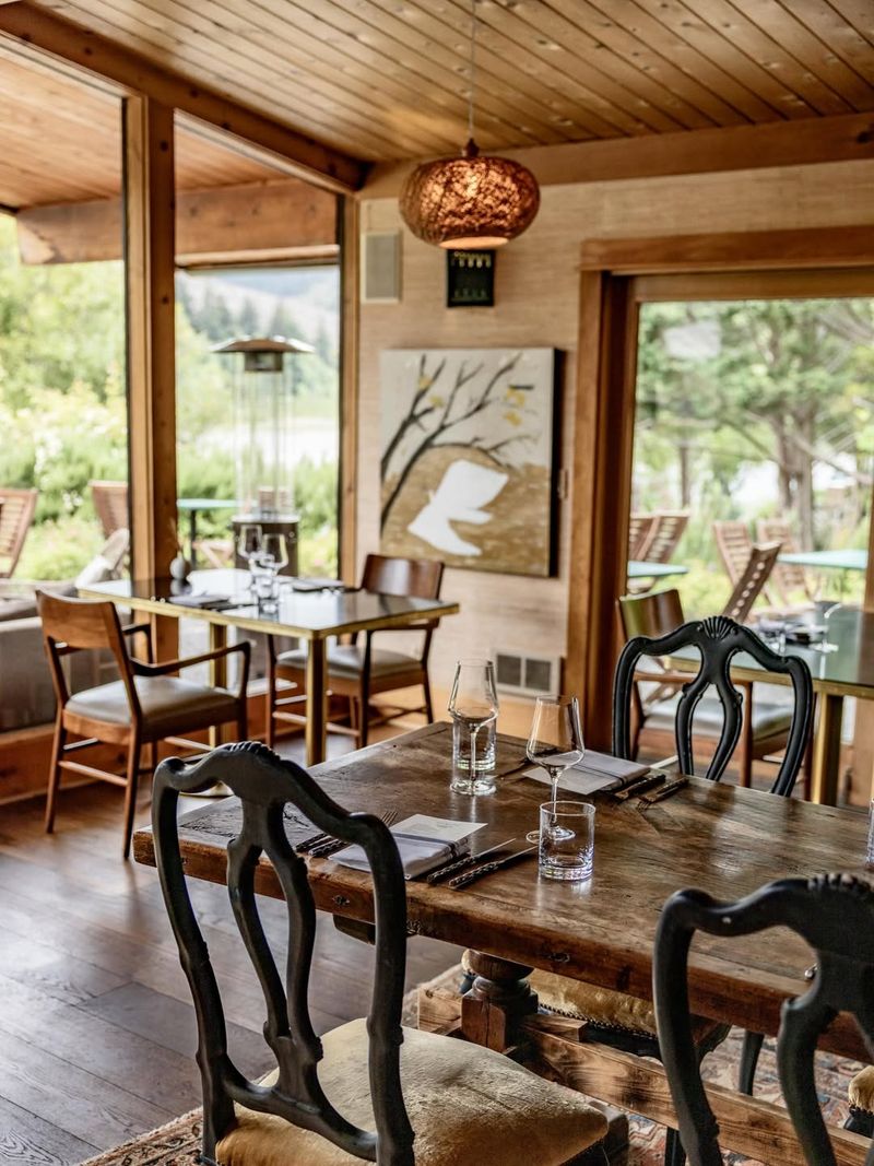 A Restaurant That Rivals the Scenery
