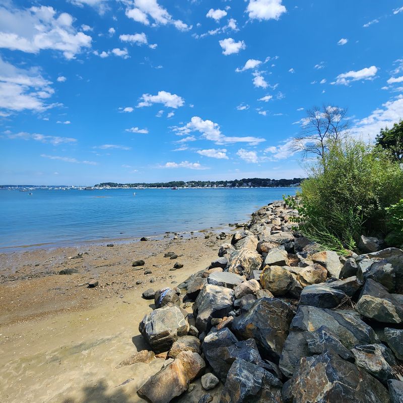 A Riverfront Retreat on Clifton Avenue A Riverfront Retreat on Clifton Avenue