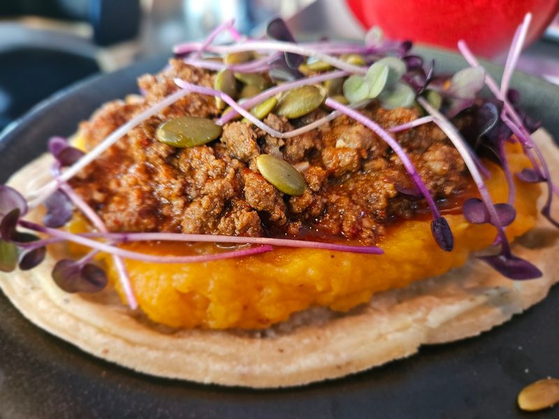 A Seasonal Menu That Gives You a Reason to Return A Seasonal Menu That Gives You a Reason to Return