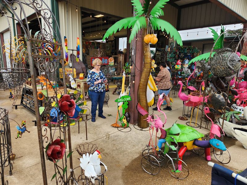 A Separate Animal Market Worth Seeing A Separate Animal Market Worth Seeing