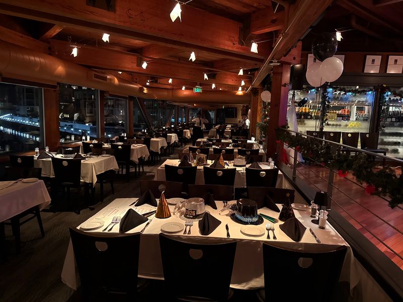 A Setting Made for Celebrations A Setting Made for Celebrations