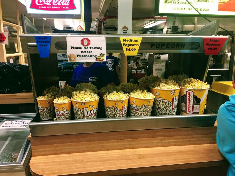 A Snack Bar That Will Not Empty Your Wallet A Snack Bar That Will Not Empty Your Wallet