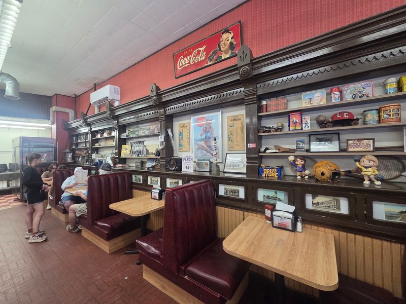 A Soda Fountain with Genuine Small-Town Roots A Soda Fountain with Genuine Small-Town Roots