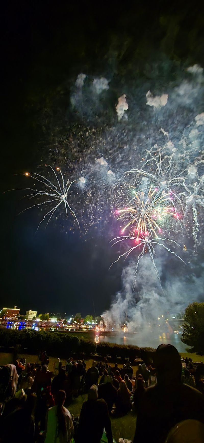 A Soft Verdict on the Sternwheeler Festival