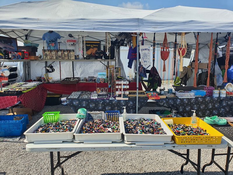 A Variety of Goods That Keeps You Guessing A Variety of Goods That Keeps You Guessing