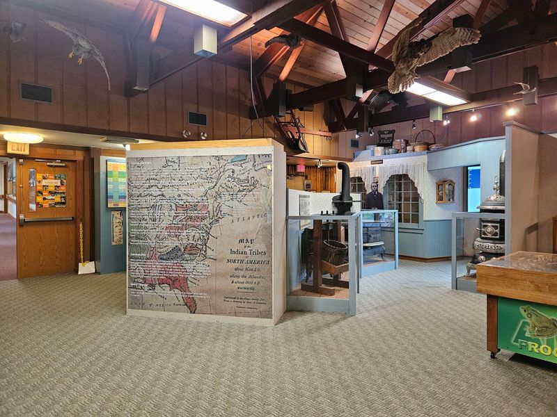 A Visitor Center That Feels More Like a Natural History Museum A Visitor Center That Feels More Like a Natural History Museum