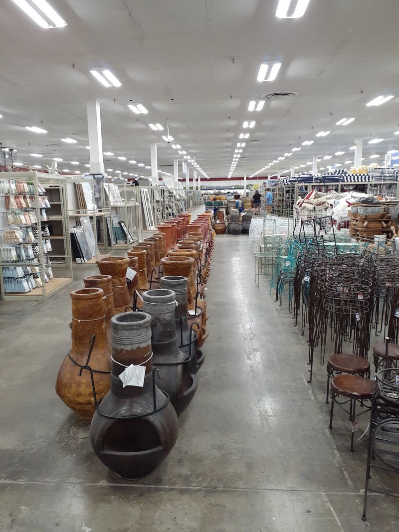 A Warehouse of Wonders on Gallatin Pike A Warehouse of Wonders on Gallatin Pike