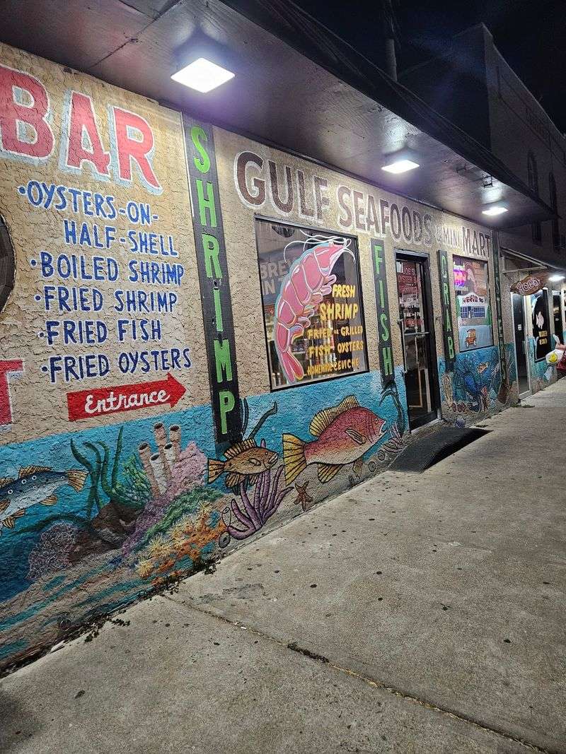 A Working Market Tucked Into a Coastal Town A Working Market Tucked Into a Coastal Town