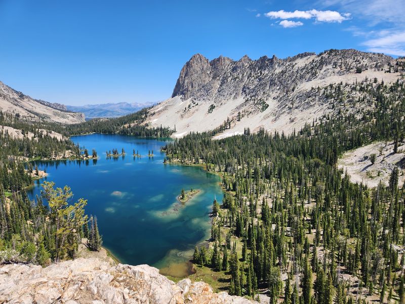 Alice Lake, Sawtooth Wilderness, Idaho Alice Lake, Sawtooth Wilderness, Idaho