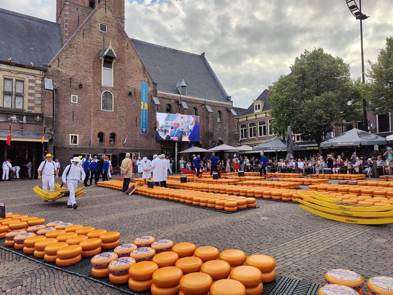 Alkmaar Cheese Market, Alkmaar, Netherlands Alkmaar Cheese Market, Alkmaar, Netherlands