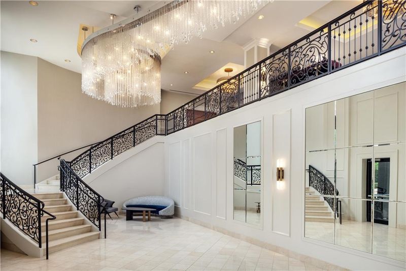 Architecture That Earns Every Second Look