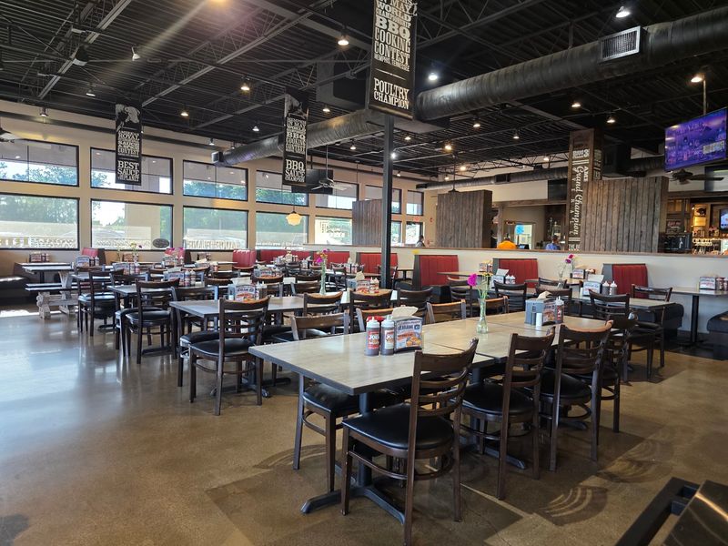 Atmosphere, Cleanliness, and the Ordering Flow Atmosphere, Cleanliness, and the Ordering Flow