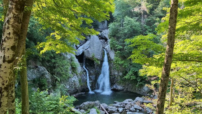 Bash Bish Falls, Mount Washington Bash Bish Falls, Mount Washington