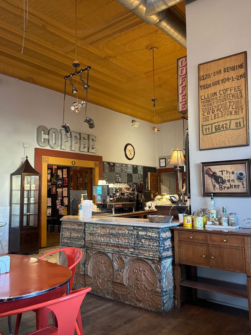 Bean Broker Coffee House & Pub, Chadron, Nebraska Bean Broker Coffee House & Pub, Chadron, Nebraska