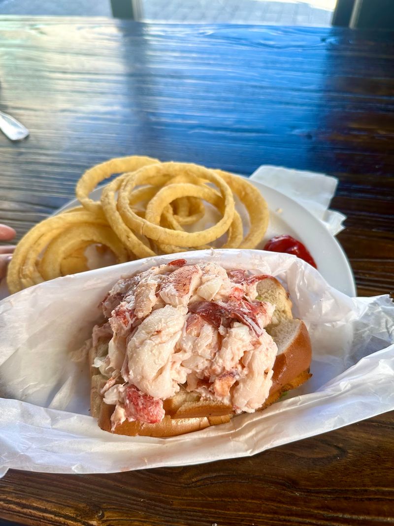 Belle Isle Seafood, Winthrop, Massachusetts Belle Isle Seafood, Winthrop, Massachusetts