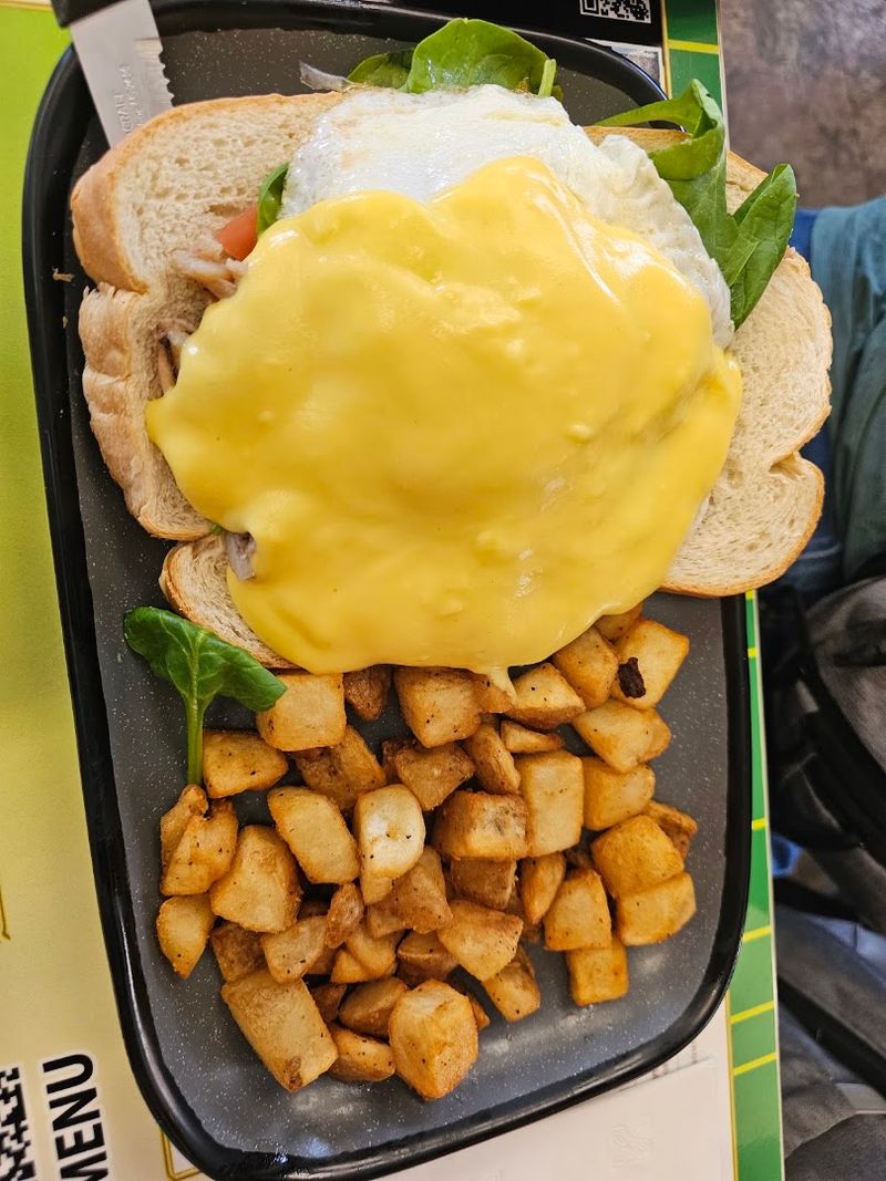 Benedict Brilliance: Eggs with a Global Twist