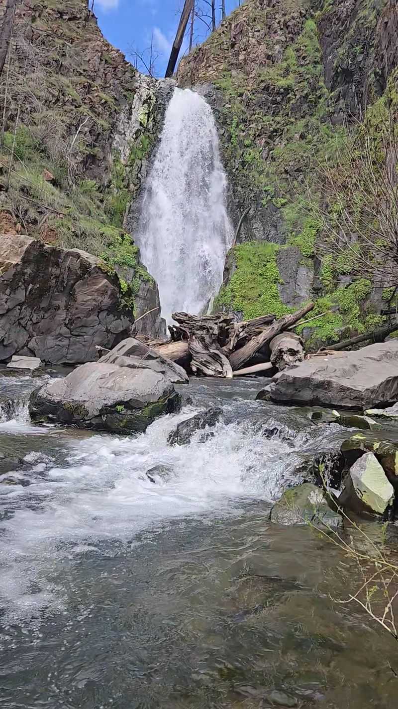 Best Times to Visit: Season, Light, and Flow