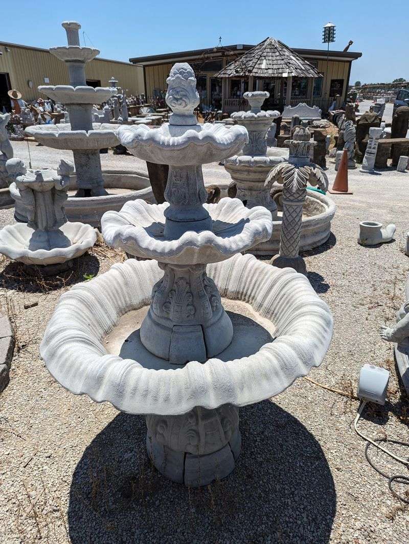 Bird Baths, Fountains, and Water Features Bird Baths, Fountains, and Water Features