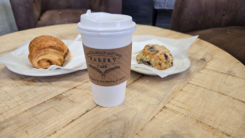 Blueberry Scones Worth the Early Wake-Up Blueberry Scones Worth the Early Wake-Up